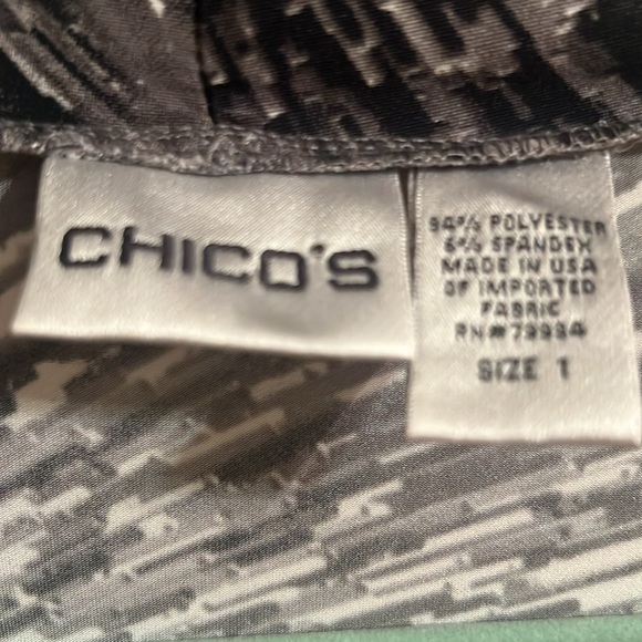 Chico size one black and white top that you wear over a blouse - Picture 2 of 5